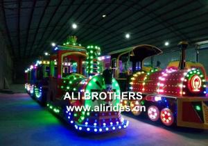 China Train Rides Electric Amusement Park Trains For Kids Birthday Parties Sale on sale