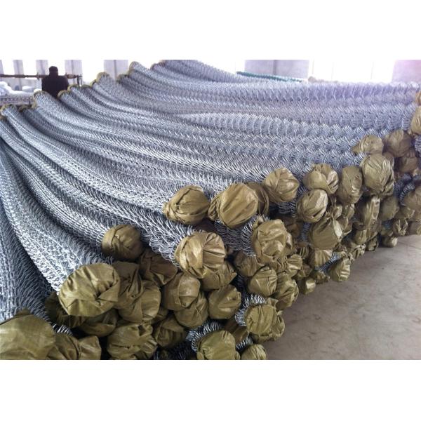 Zinc coated chain link fabric 6ft x 100ft with selveage kunckled 11GA/2.95mm 2"x2"