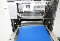 3 Servo Motors Automatic Packaging Machine Photoelectric Eye End Sealing