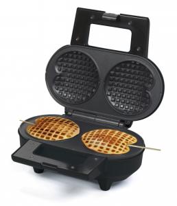 China 2 Holes Heart Waffle Maker Grill Power Cord Wrap For Easy Storage on sale