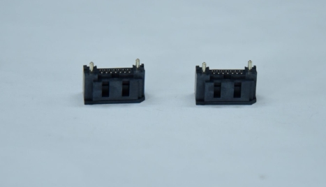 SATA 07p/M SMT Type Au G/F Plated Wire to Board Connector