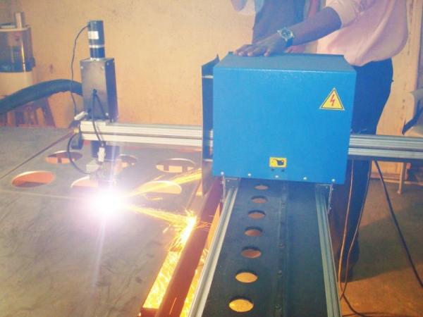 High quality hobby automatic plasma sheet metal letter CNC cutting machine portable metal pipe mini plasma/flame cutter