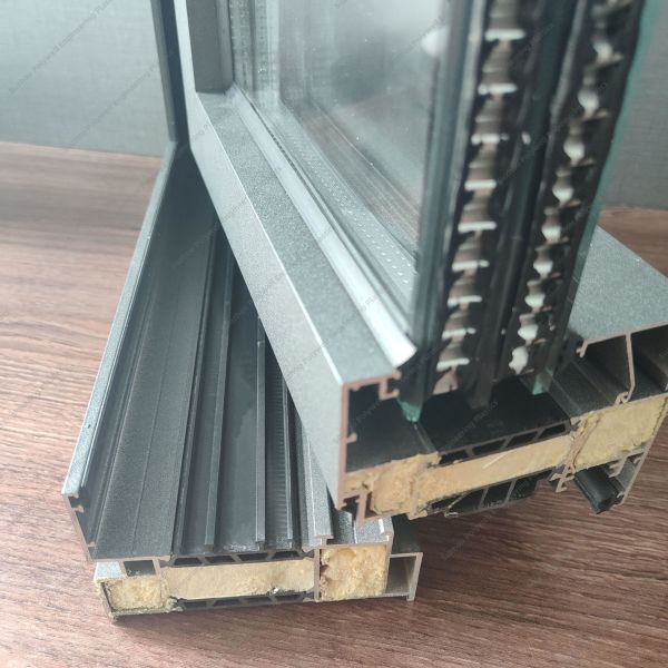 Customized PVC Aluminum Sliding Window Wind Sound Proof Heating Barrier System Windows