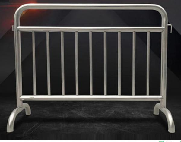 Buy Fixed Leg Interlocking Metal Fence Accessories Stainless Steel 304 316 Barricade For Concert at wholesale prices