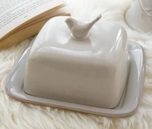 China supply ceramic butter dish with cover made in china for export  with good price on sale