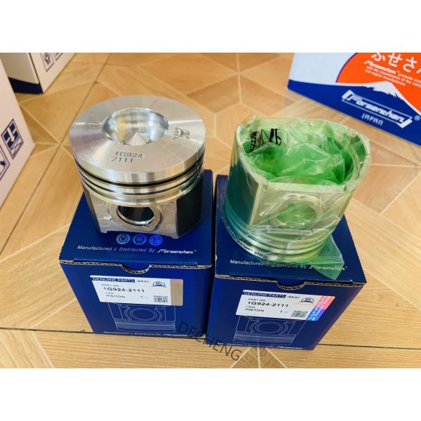 4D87 Hitachi Engine Parts V2403 1G924-2111 42mm Piston