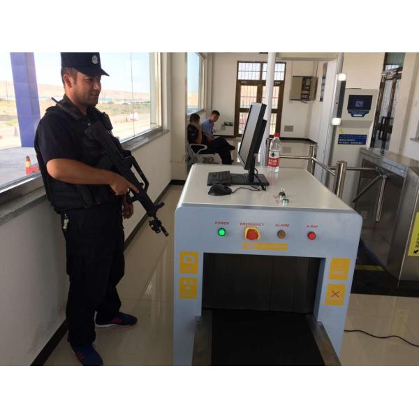 Energy Saving X Ray Security Baggage Scanner 10mm Steel Penetration With Operation Table