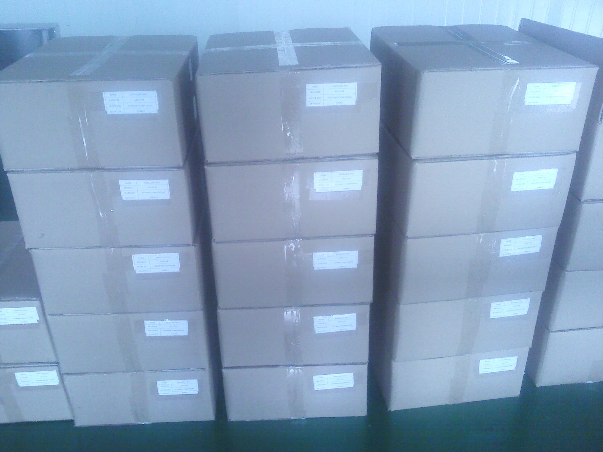 38x43cm Metallic Mailing Envelopes , Eco Friendly Metallic Bubble Wrap Envelopes