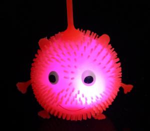 Quality Ferhat Ball，Glowing fur ball Smiling face flash tension maomao ball Luminous toy for sale