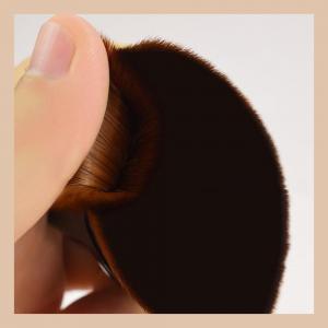 China Flat Top Liquid Powder Foundation Makeup Blending Brush For Face on sale