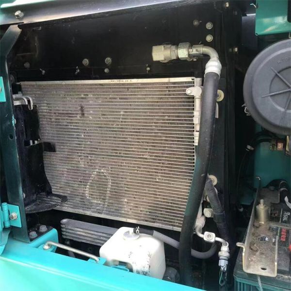 Active SK60-8 Used Excavator Kobelco Machinery Digger with 1000 Working Hours in 2020