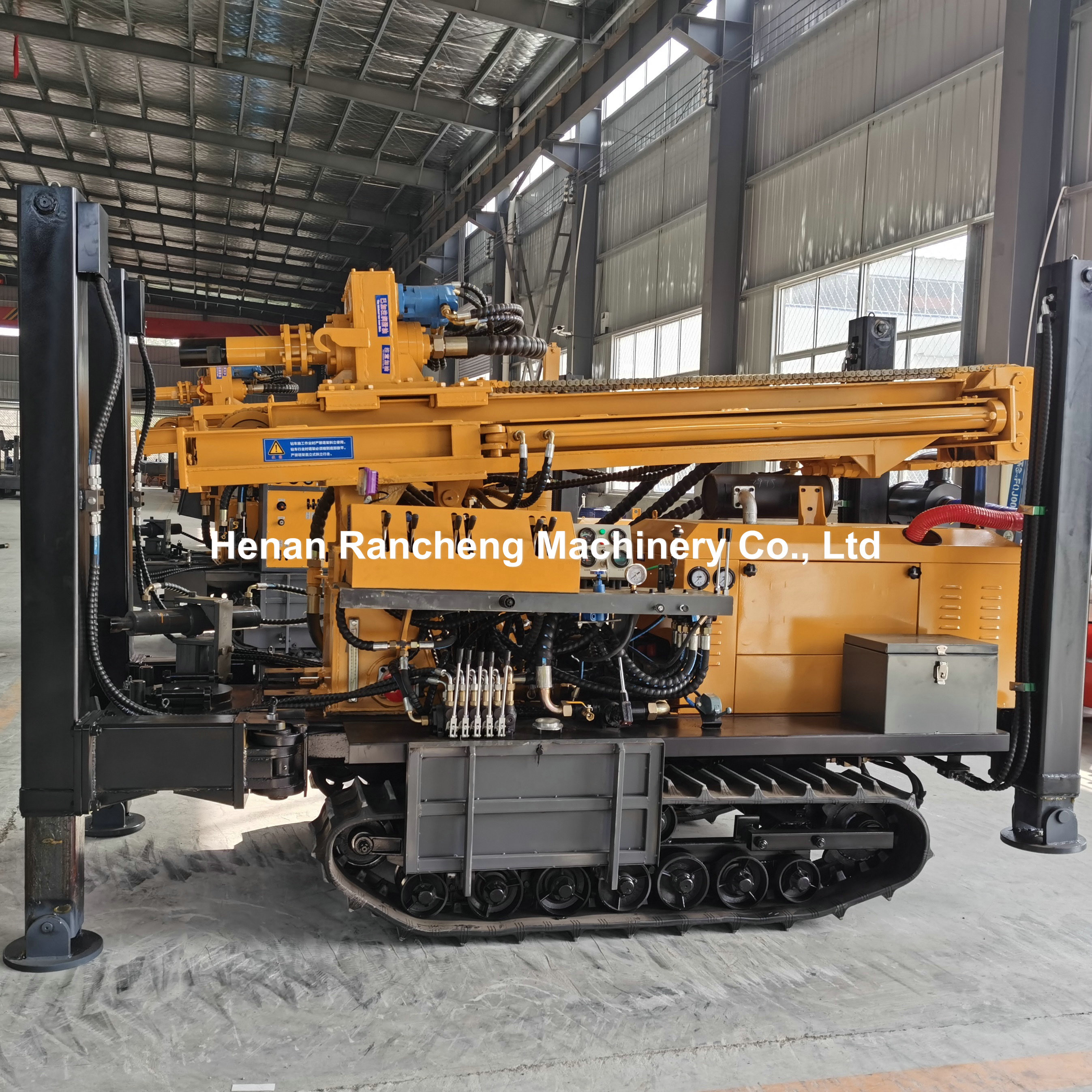 European Hydraulic Leg 55KW Diesel Engine Crawler Drilling Water Well Drilling Rig