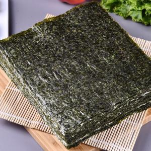 Quality Widely Available Vacuum Sealed Sushi Nori Sheets Dark Green Color for sale