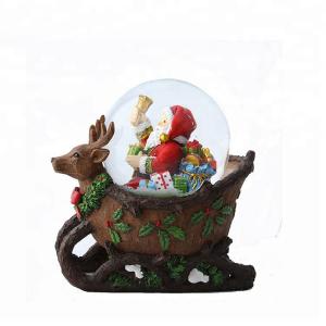 China Polyresin souvenir santa claus crystal glass gifts snow crystal ball Christmas music snow water ball on sale