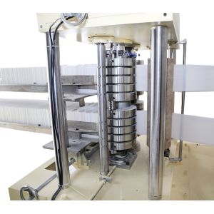 SIEMENS Motor PLC 3000 sheets / min Napkin Manufacturing Machine