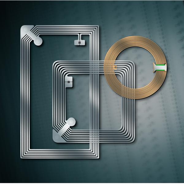 Customized Clothing UHF RFID Sticker Tags 512 Bits Memory Rfid Garment Tags