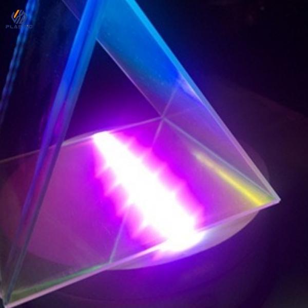 Highly Resilient Rainbow Acrylic Sheet Heat Resistance Iridescent Plexiglass Sheet
