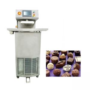 China Cocoa Butter 25kg Industrial Chocolate Making Equipment on sale