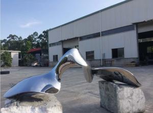 Quality Metal Outdoor Modern Abstract Sculpture Surface Polished Garden Ornaments for sale