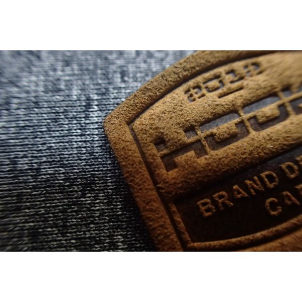 3D Snow Suit Micro Fiber Woven Clothing Labels Embossed Patches