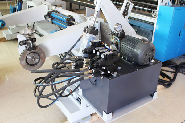 Non Woven Film Slitter Rewinding Machine High Speed Paper Roll Slitting Machine