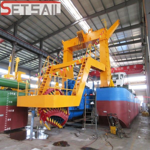 24 Inch Cutter Suction Dredger with ISO 9000 Certification