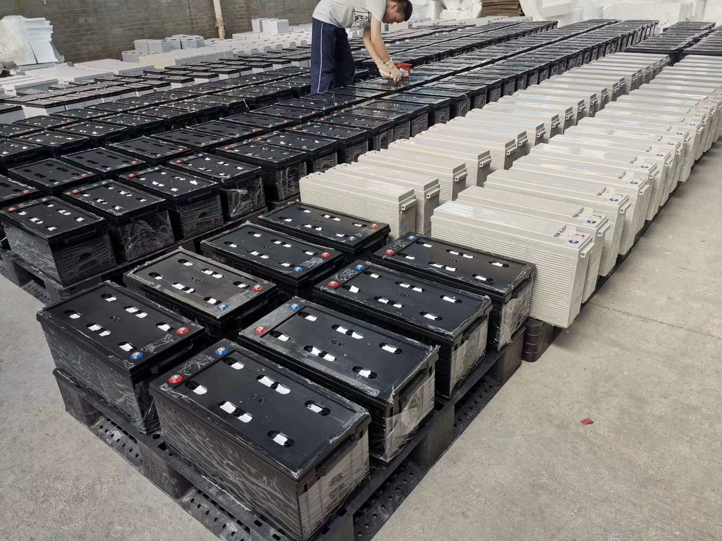 Deep Cycle Solar Energy Storage Battery Rechargeable Gel Lithium Ion Batteries
