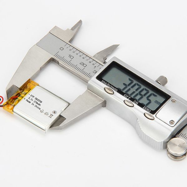 502530 Rechargeable Lithium Ion Polymer Battery Pack 3.7V 370mAh