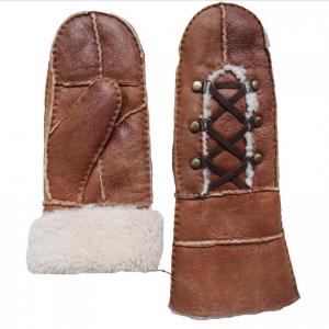 Wholesale Cheap Handsewn Patched Shearling Sheep Fur Lined Women Gloves Winter Warm Lambskin Scrap Leather Ladies Mitten