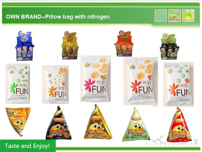 Nitrogen Pillow Bag Packing Crispy Rice Cracker Mix With Green Peas