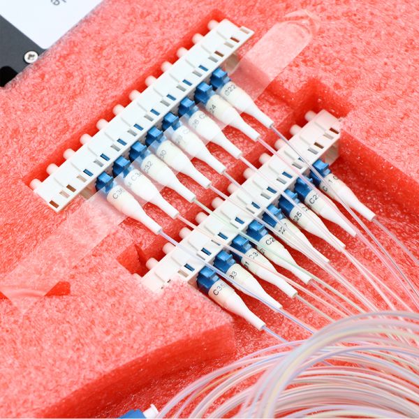 Customized Athermal AWG Dwdm Mux Demux Module 40CH 100GHz Flat Top