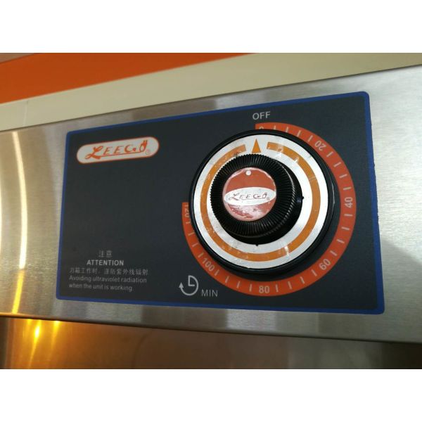 Wall - Hung Type Glass Door Ultraviolet Radiation Knife Disinfection Cabinet With Inner Magnetic Bar