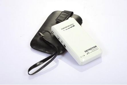 2G / 3G Portable Mobile Phone Signal Detector EST-101B Buit In Antenna