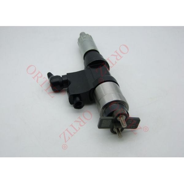 High Durability DENSO Common Rail Injector Long Working Life 0445120164