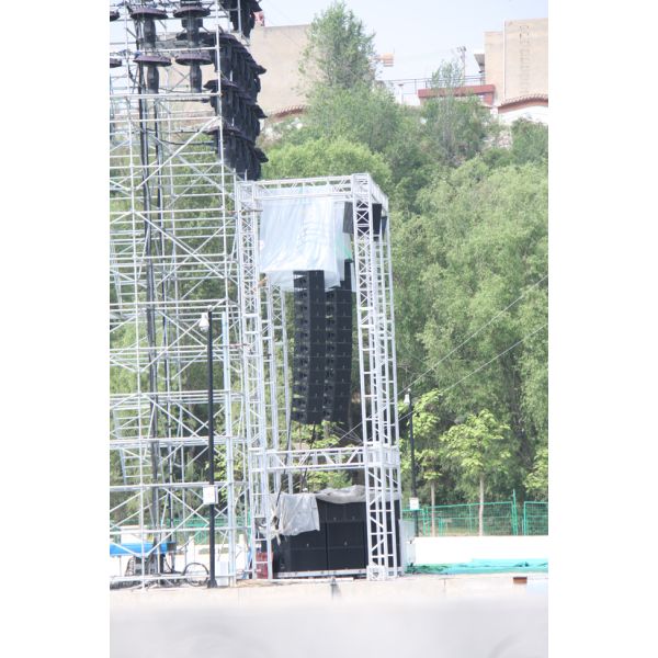 High Power Line Array Sound System For Theatre / 2 Neutrik NL4MP 100W