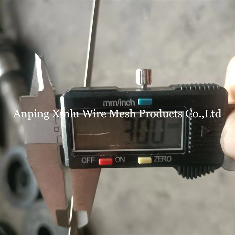 3x6mm Wire Water Well Screen Pipe 1" to 200" for Oil/Gas/Mining/Motor/Pump/Sewage Treatment/Groundwater Treatment/Waste